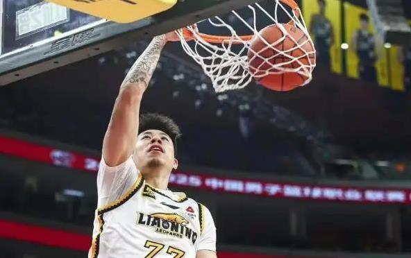 老队长韩德, 得深 老队长韩德, 得深