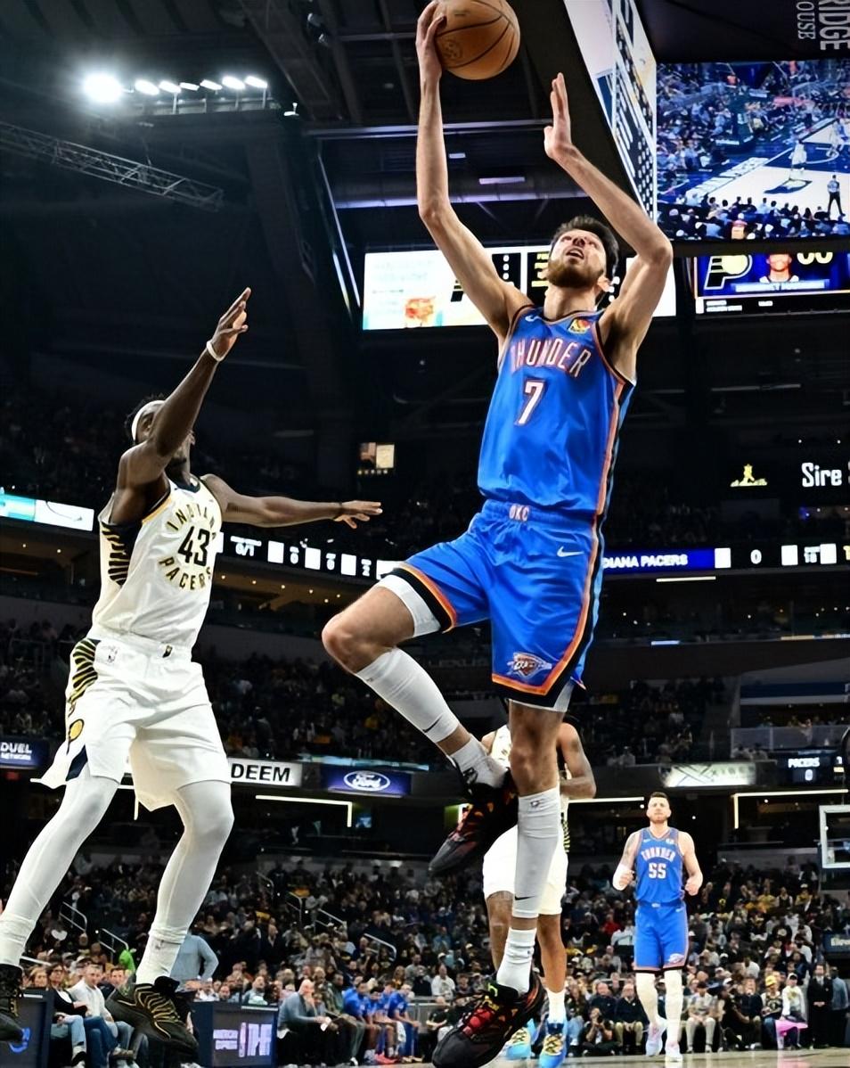 雷霆, 步行者队方, 西亚卡姆 雷霆, 步行者队方, 西亚卡姆