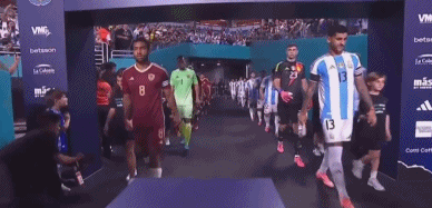 劳塔罗门前 劳塔罗门前